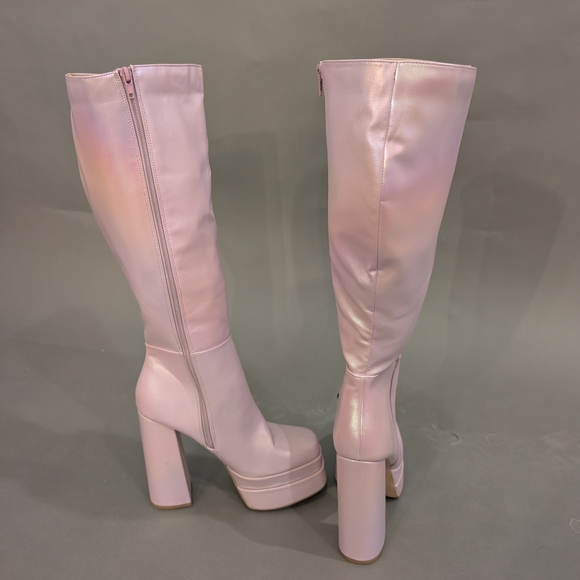 Chic Pastel Knee-High Heeled Boots - Picture 1 of 4